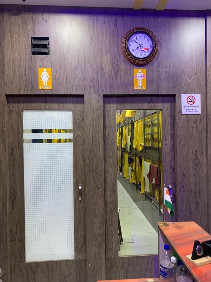 Neenava Dormitory Mumbai Exterior photo